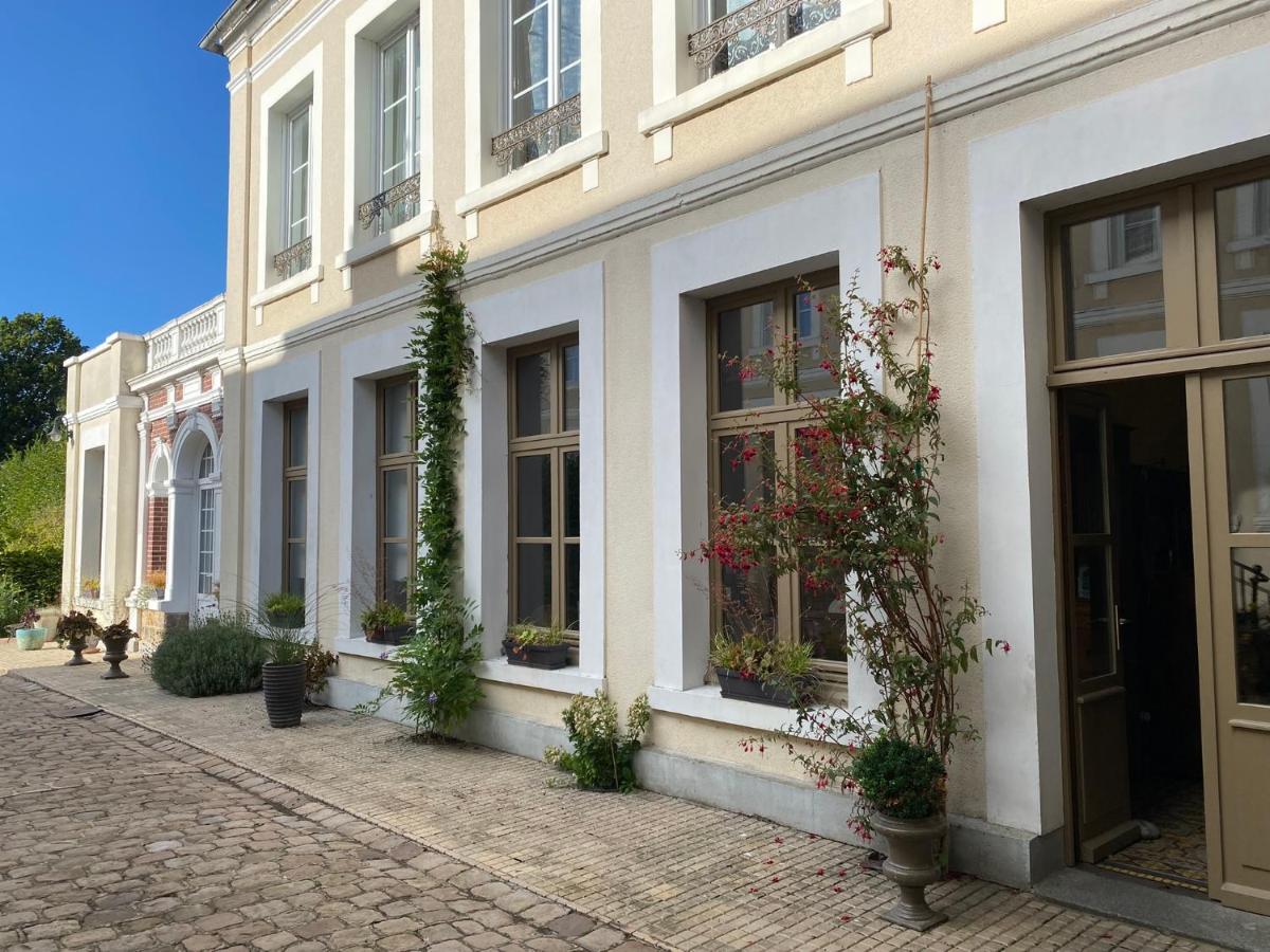 Au Jardin Des Deux Ponts Acomodação com café da manhã Abbeville Exterior foto